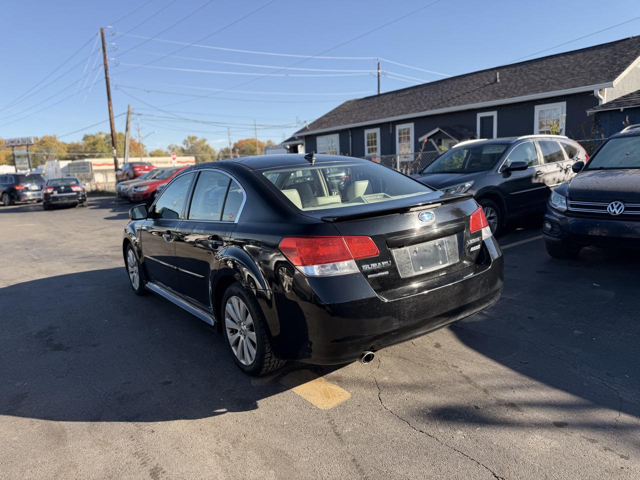 Subaru Legacy 2.5i Limited 2012