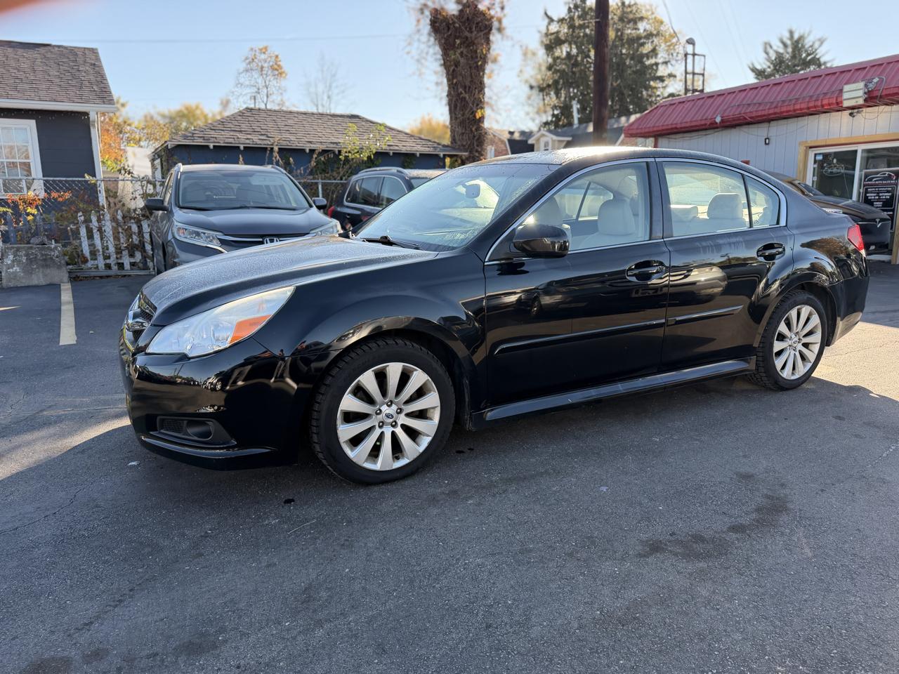 Subaru Legacy 2.5i Limited 2012