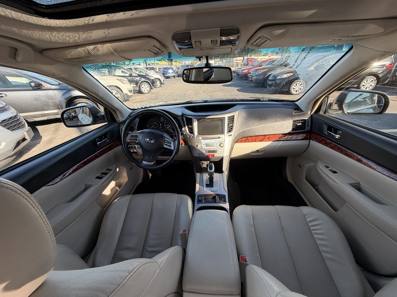 Subaru Legacy 2.5i Limited 2012