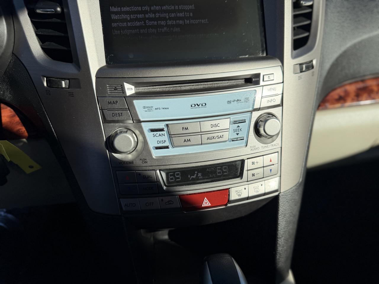 Subaru Legacy 2.5i Limited 2012