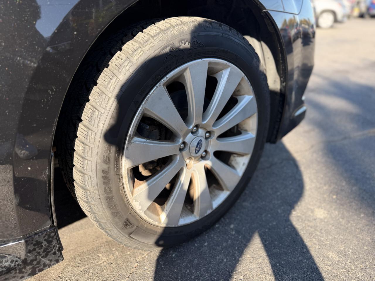 Subaru Legacy 2.5i Limited 2012