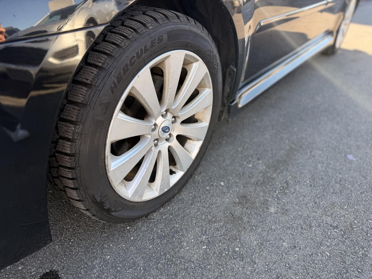 Subaru Legacy 2.5i Limited 2012