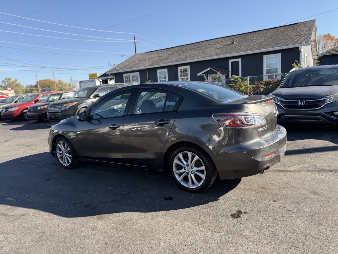 Mazda MAZDA3 s Grand Touring 4-Door 2010