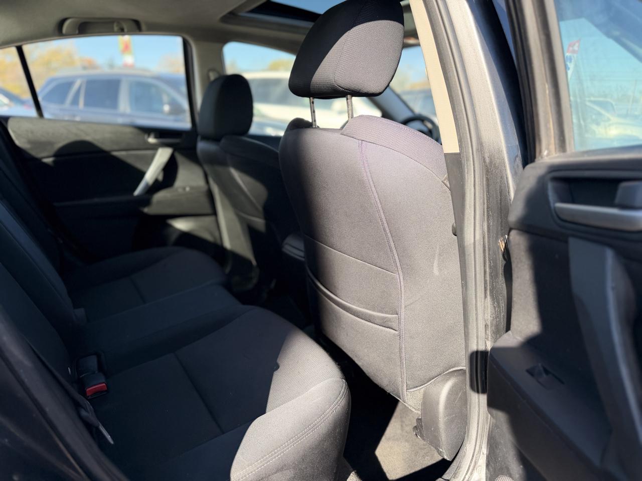Mazda MAZDA3 s Grand Touring 4-Door 2010