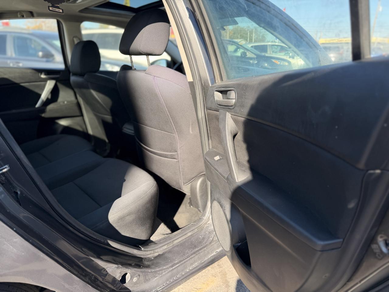 Mazda MAZDA3 s Grand Touring 4-Door 2010