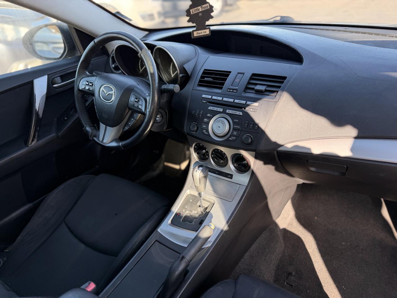 Mazda MAZDA3 s Grand Touring 4-Door 2010