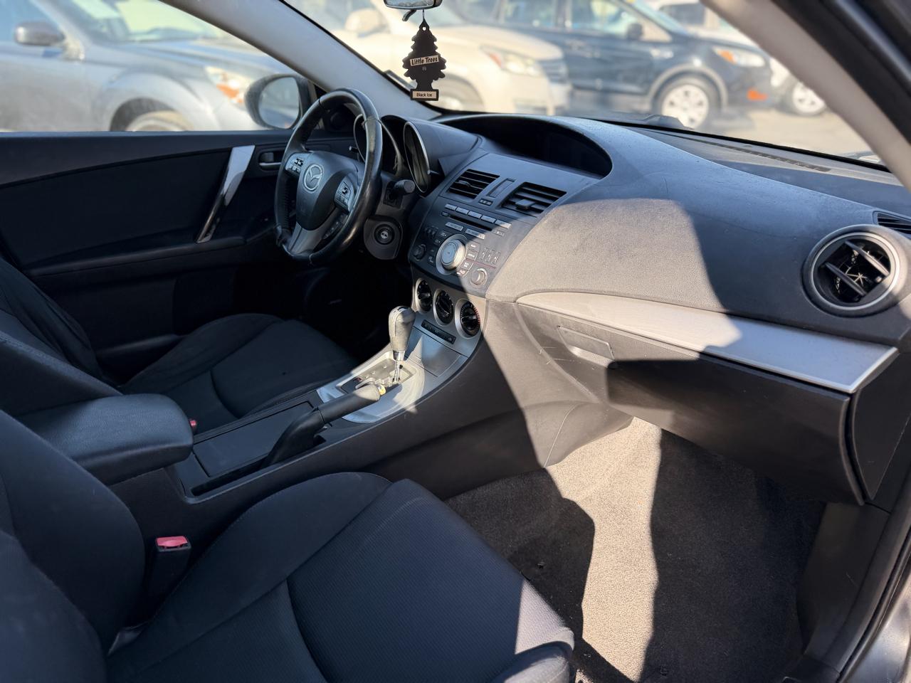 Mazda MAZDA3 s Grand Touring 4-Door 2010