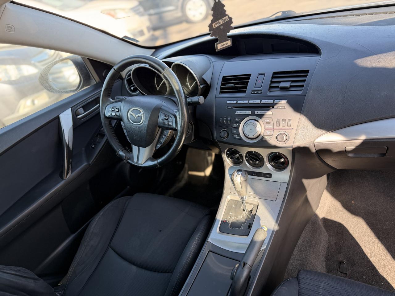 Mazda MAZDA3 s Grand Touring 4-Door 2010