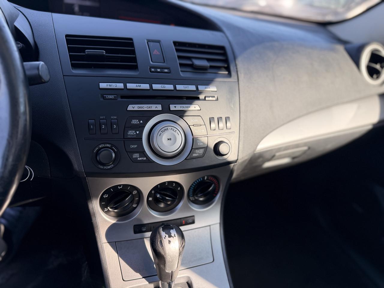 Mazda MAZDA3 s Grand Touring 4-Door 2010