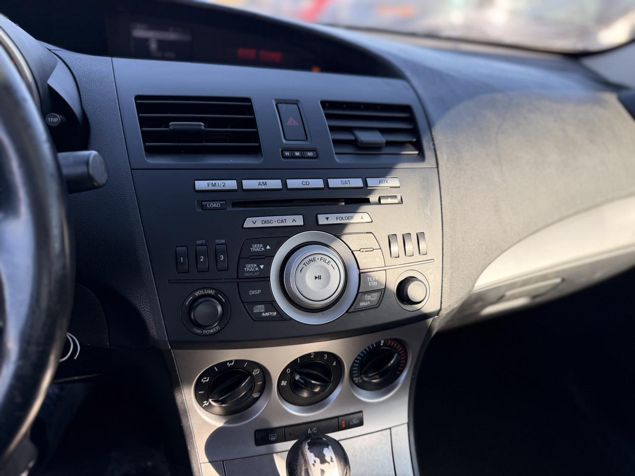 Mazda MAZDA3 s Grand Touring 4-Door 2010