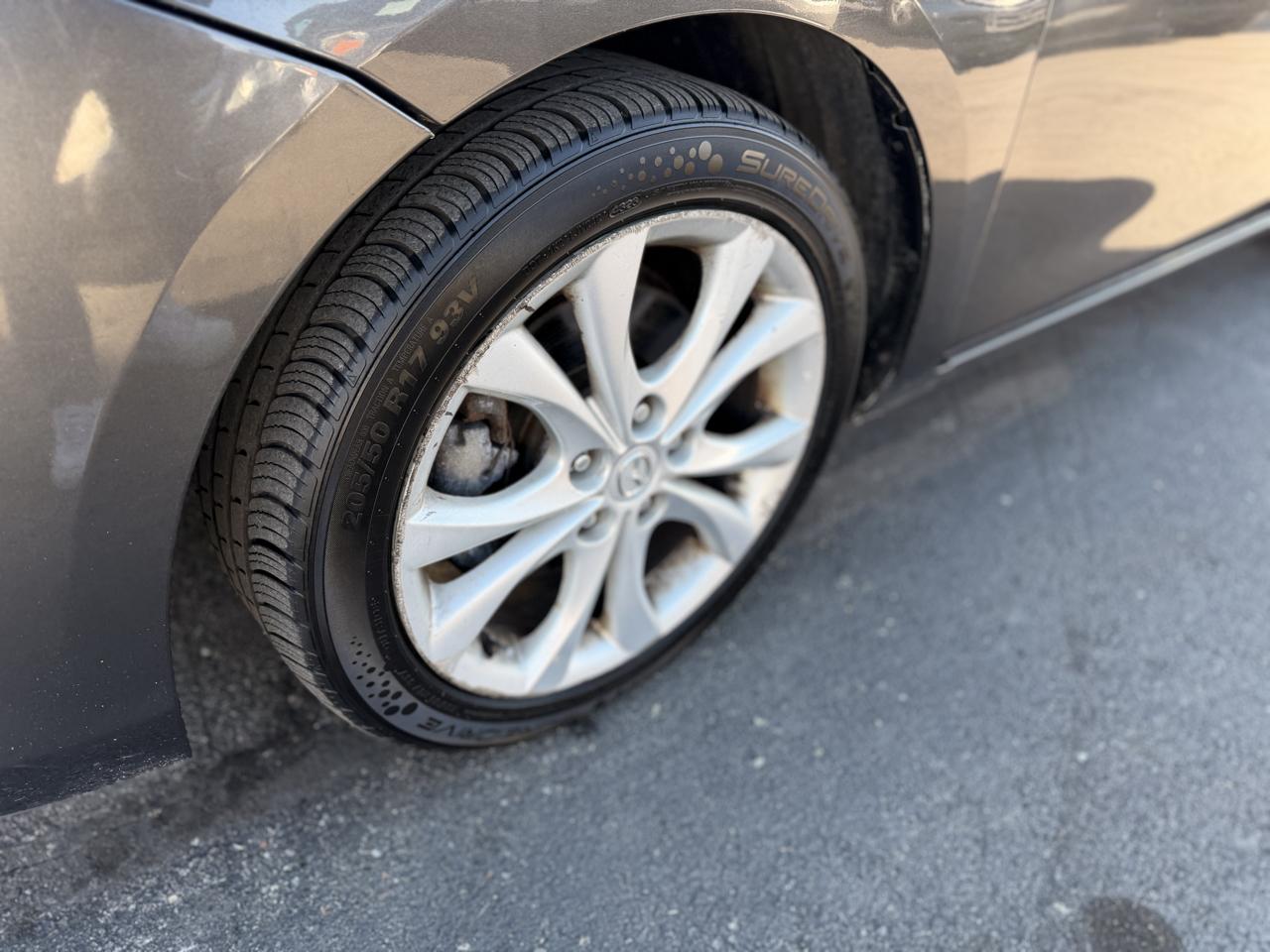 Mazda MAZDA3 s Grand Touring 4-Door 2010