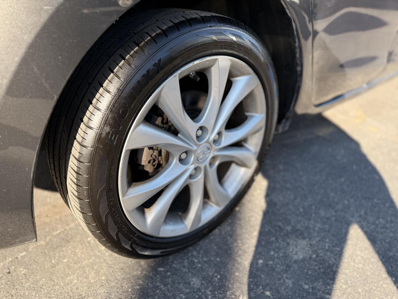 Mazda MAZDA3 s Grand Touring 4-Door 2010