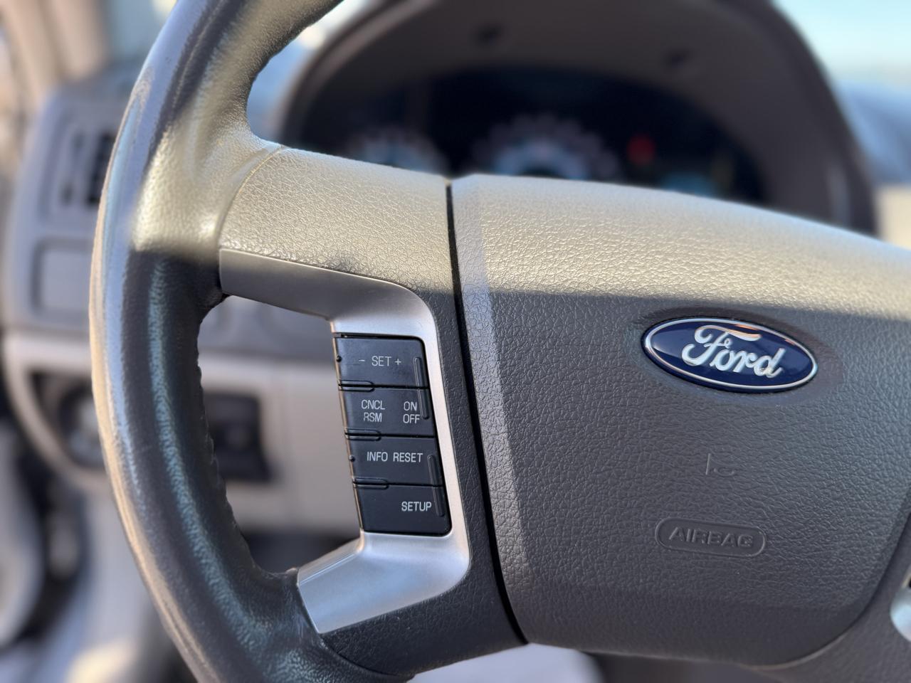 Ford Fusion V6 SEL AWD 2011