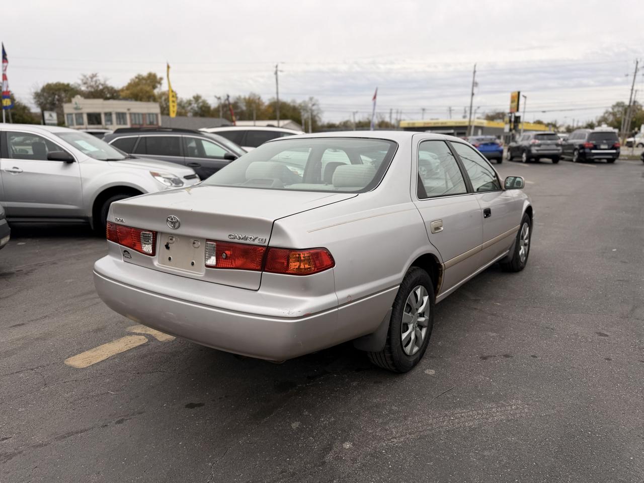 Toyota Camry XLE 2001