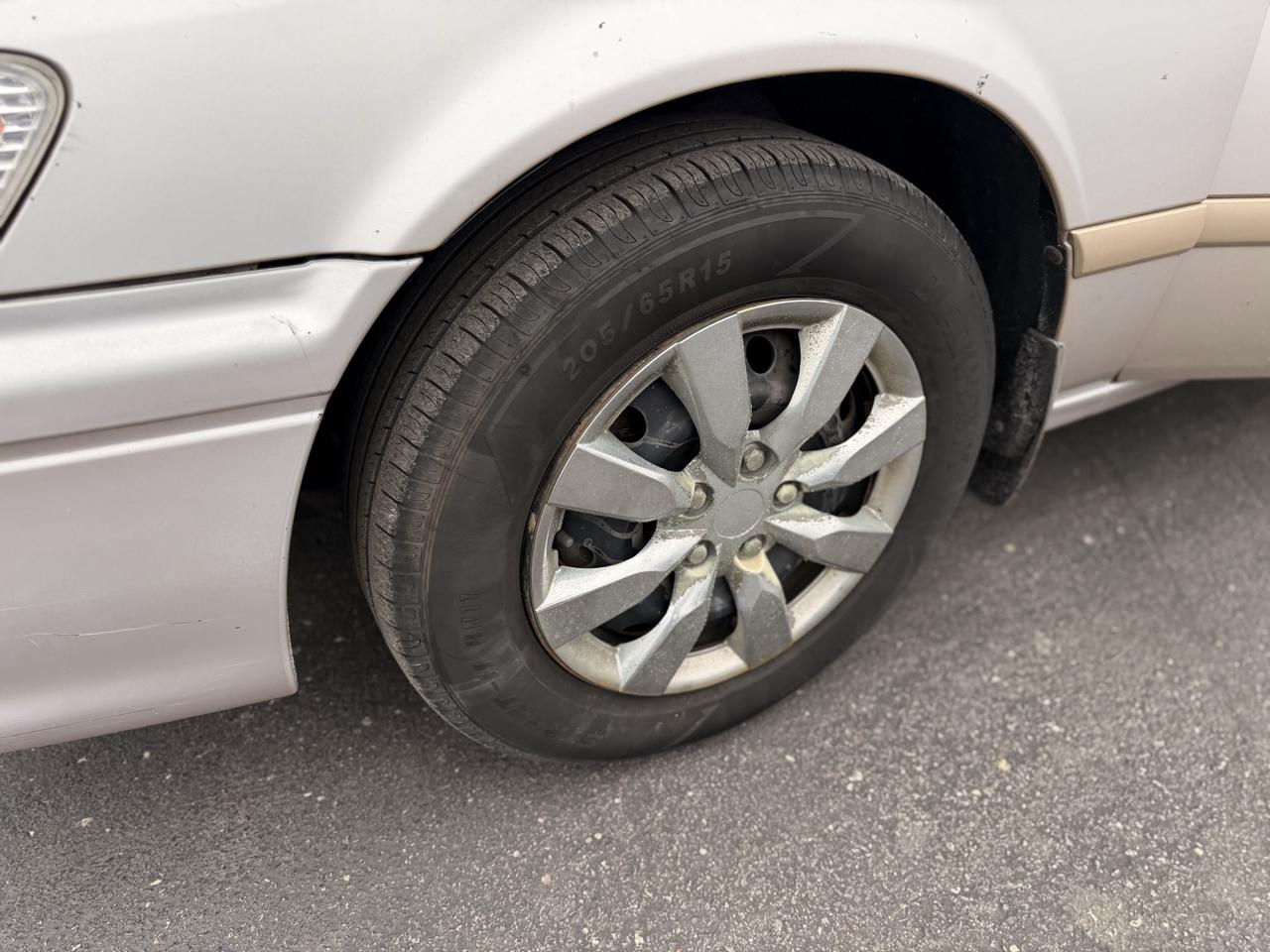 Toyota Camry XLE 2001