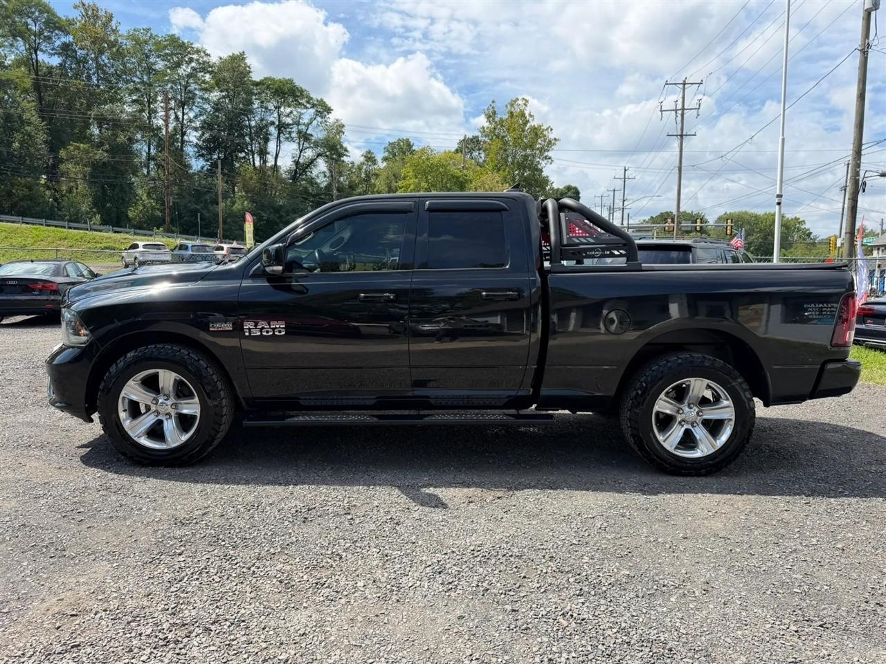 RAM 1500 Sport Quad Cab 4WD 2015