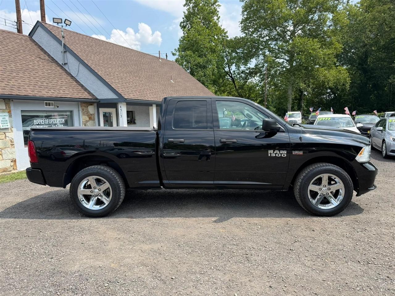 RAM 1500 Tradesman Quad Cab 4WD 2014
