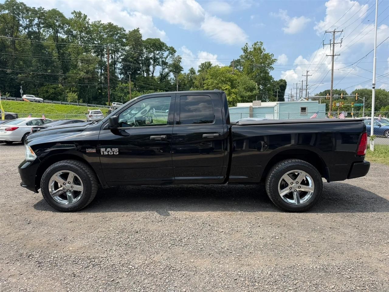 RAM 1500 Tradesman Quad Cab 4WD 2014