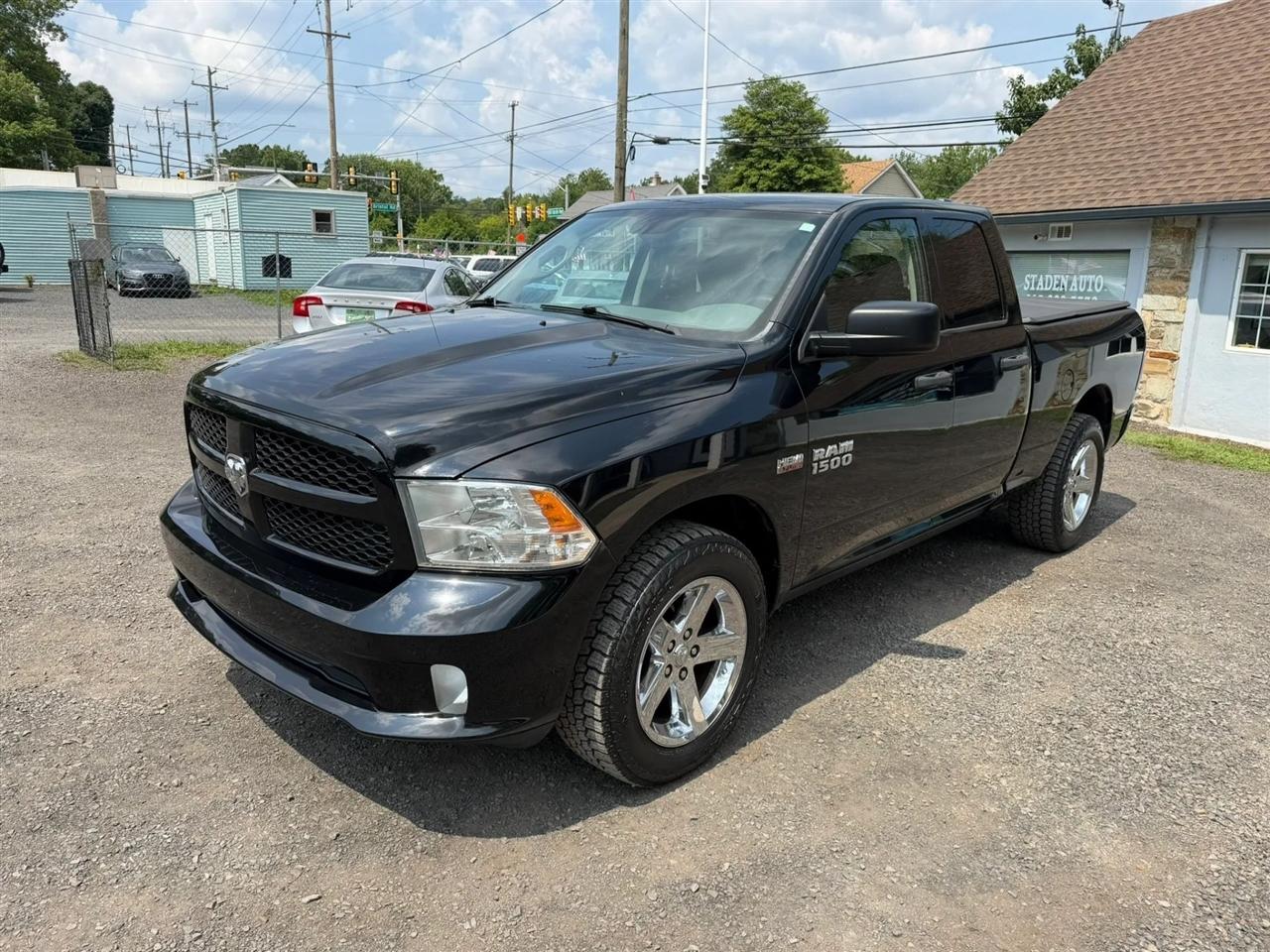 RAM 1500 Tradesman Quad Cab 4WD 2014