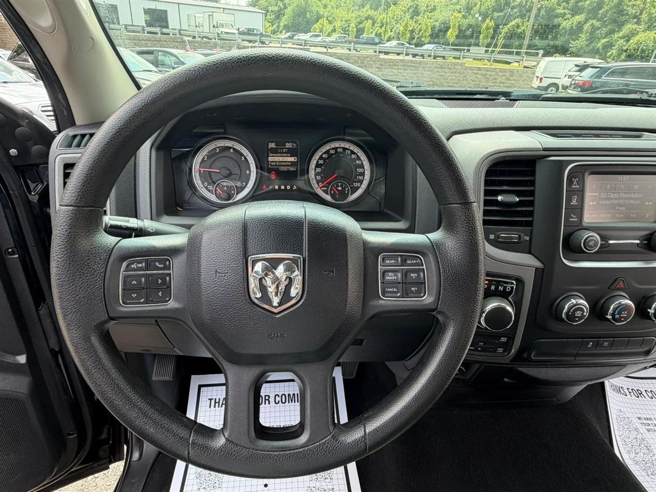 RAM 1500 Tradesman Quad Cab 4WD 2014