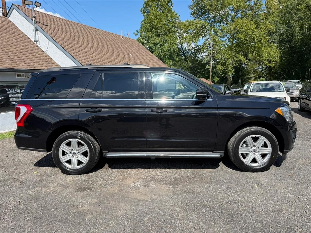 Ford Expedition XLT 4WD 2020