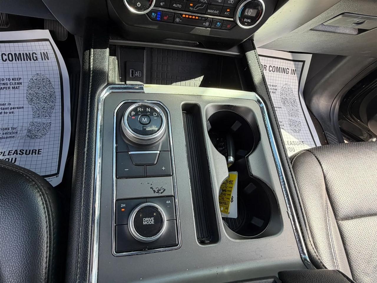 Ford Expedition XLT 4WD 2020