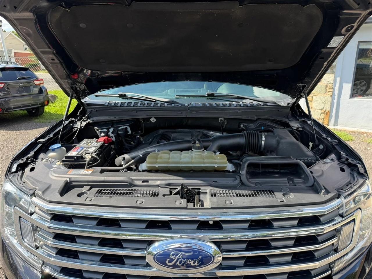 Ford Expedition XLT 4WD 2020