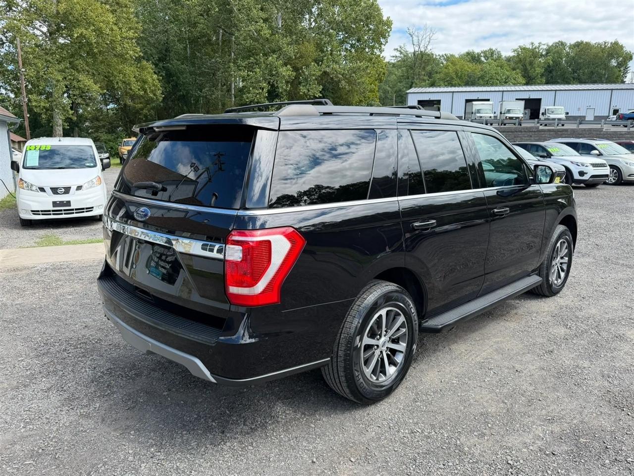 Ford Expedition XLT 4WD 2019