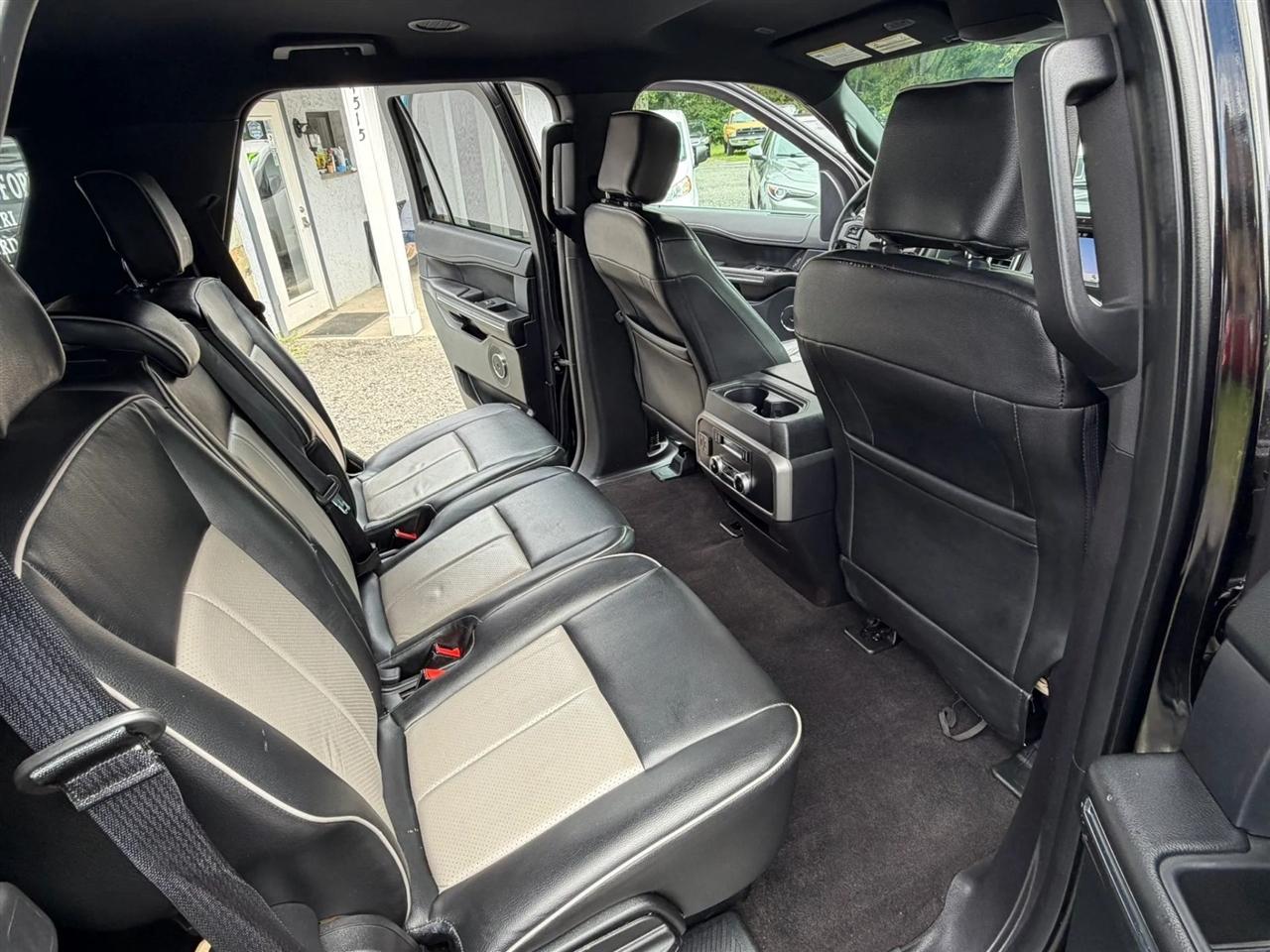 Ford Expedition XLT 4WD 2019