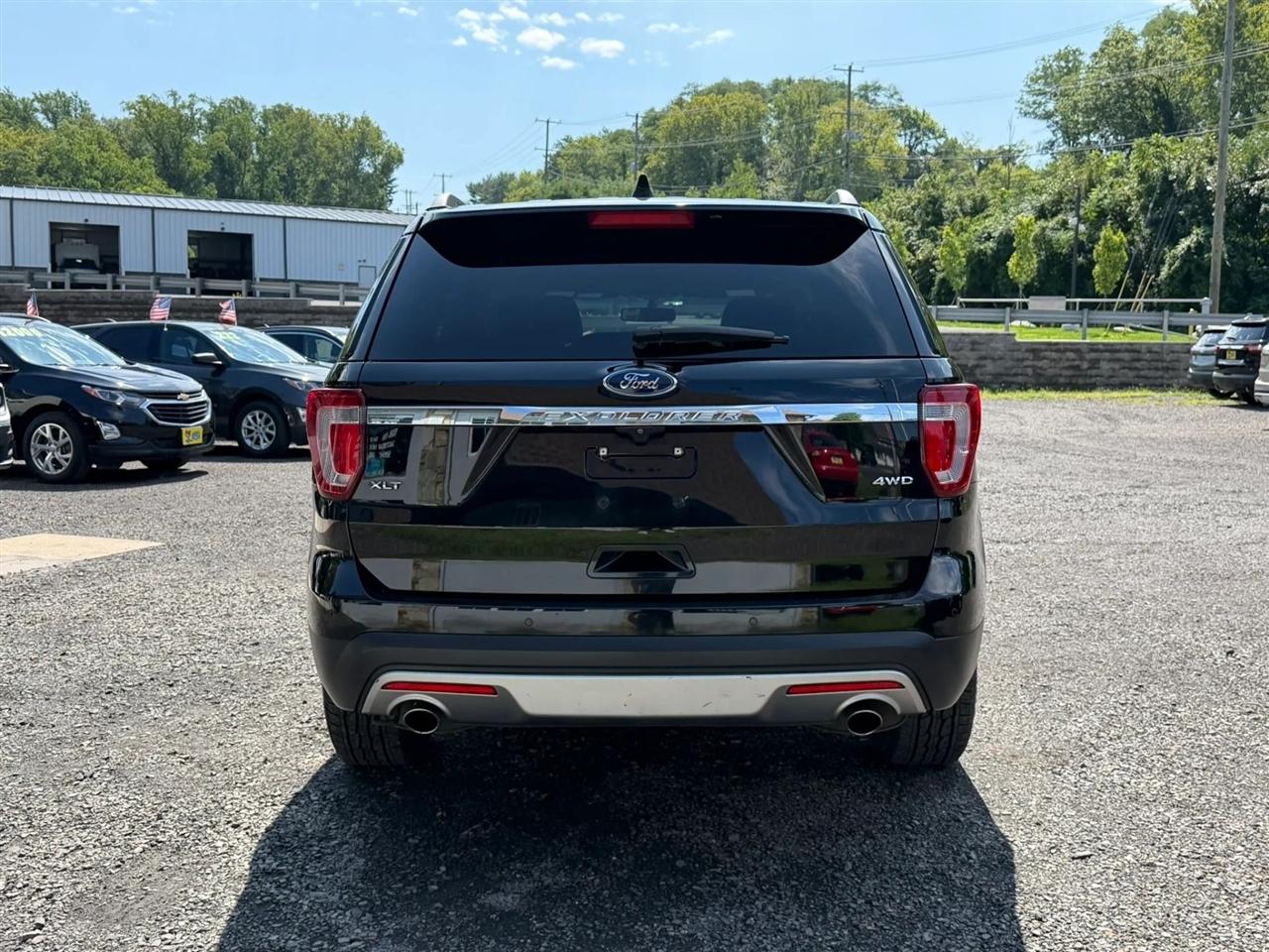 Ford Explorer XLT 4WD 2016