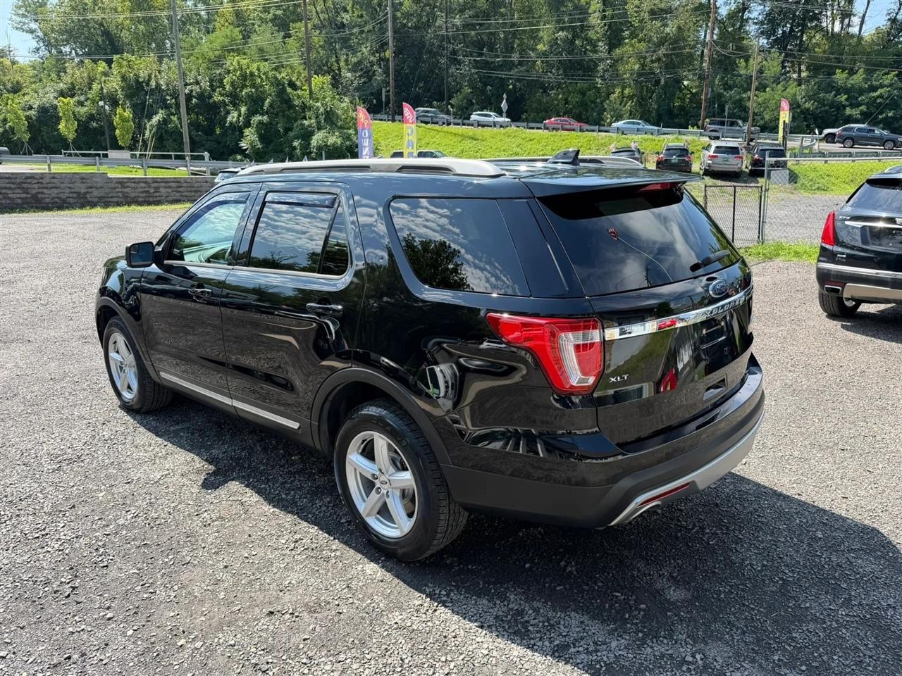 Ford Explorer XLT 4WD 2016