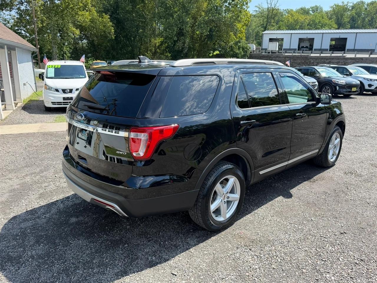 Ford Explorer XLT 4WD 2016