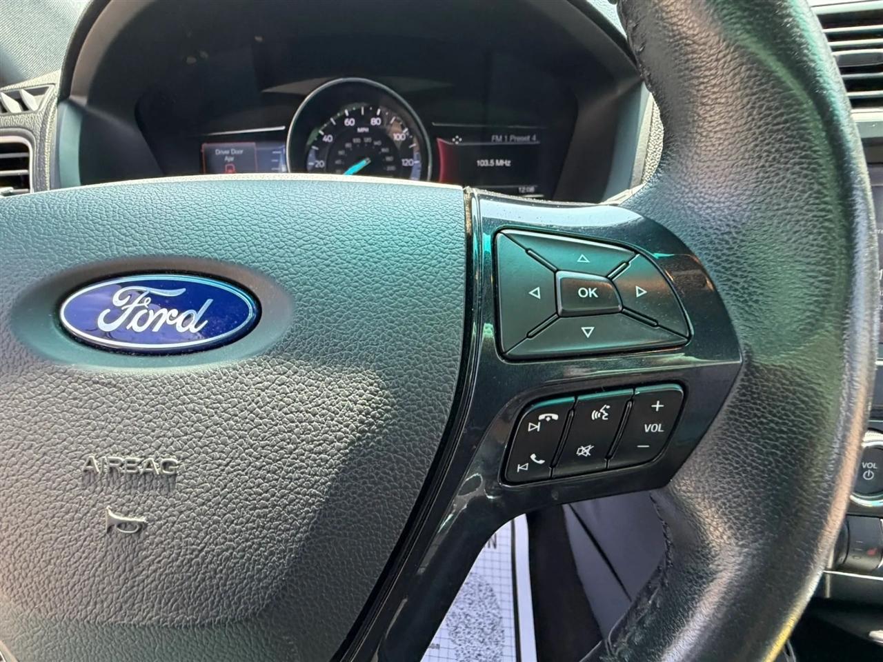 Ford Explorer XLT 4WD 2016