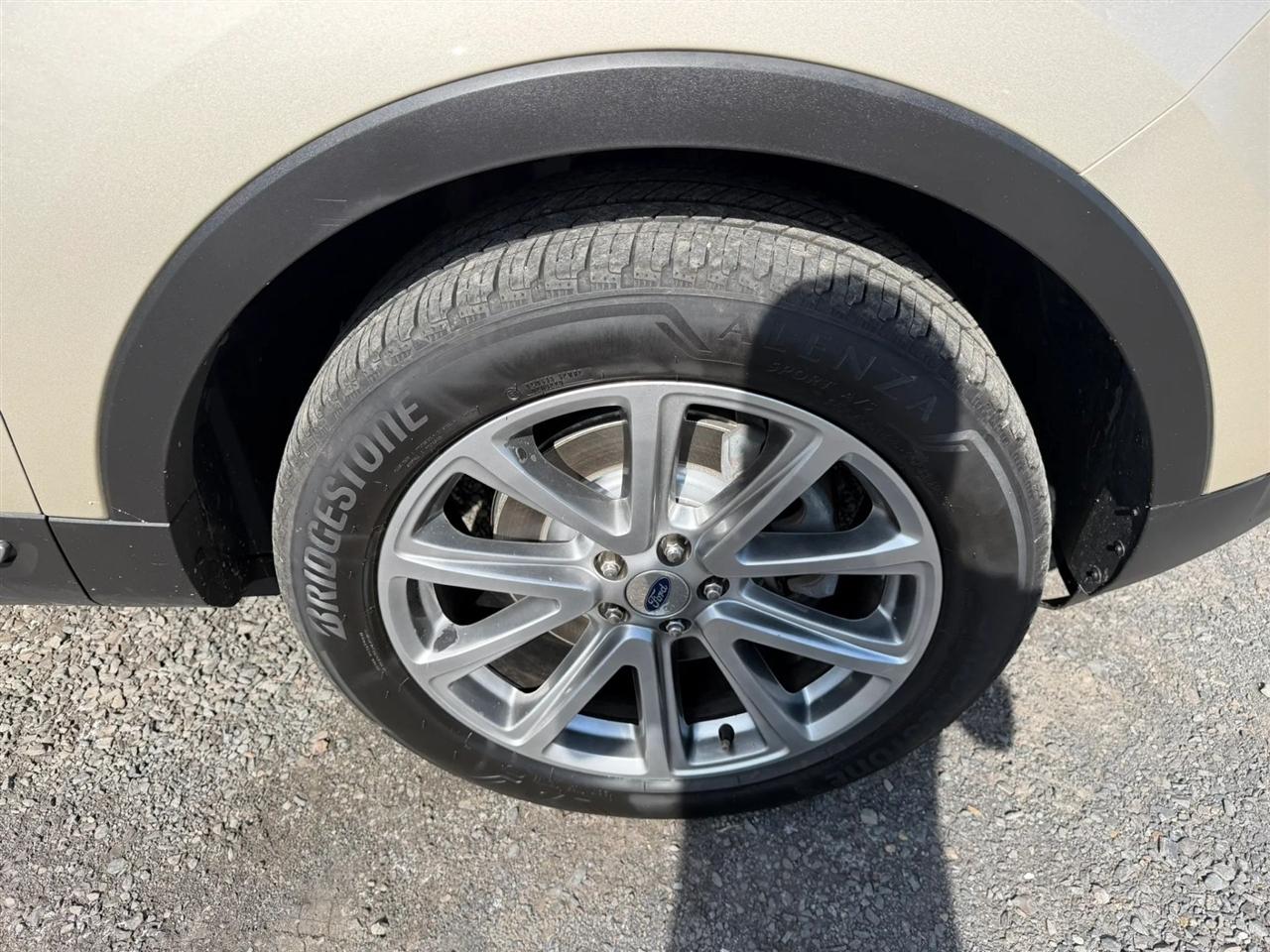 Ford Explorer Limited 4WD 2017