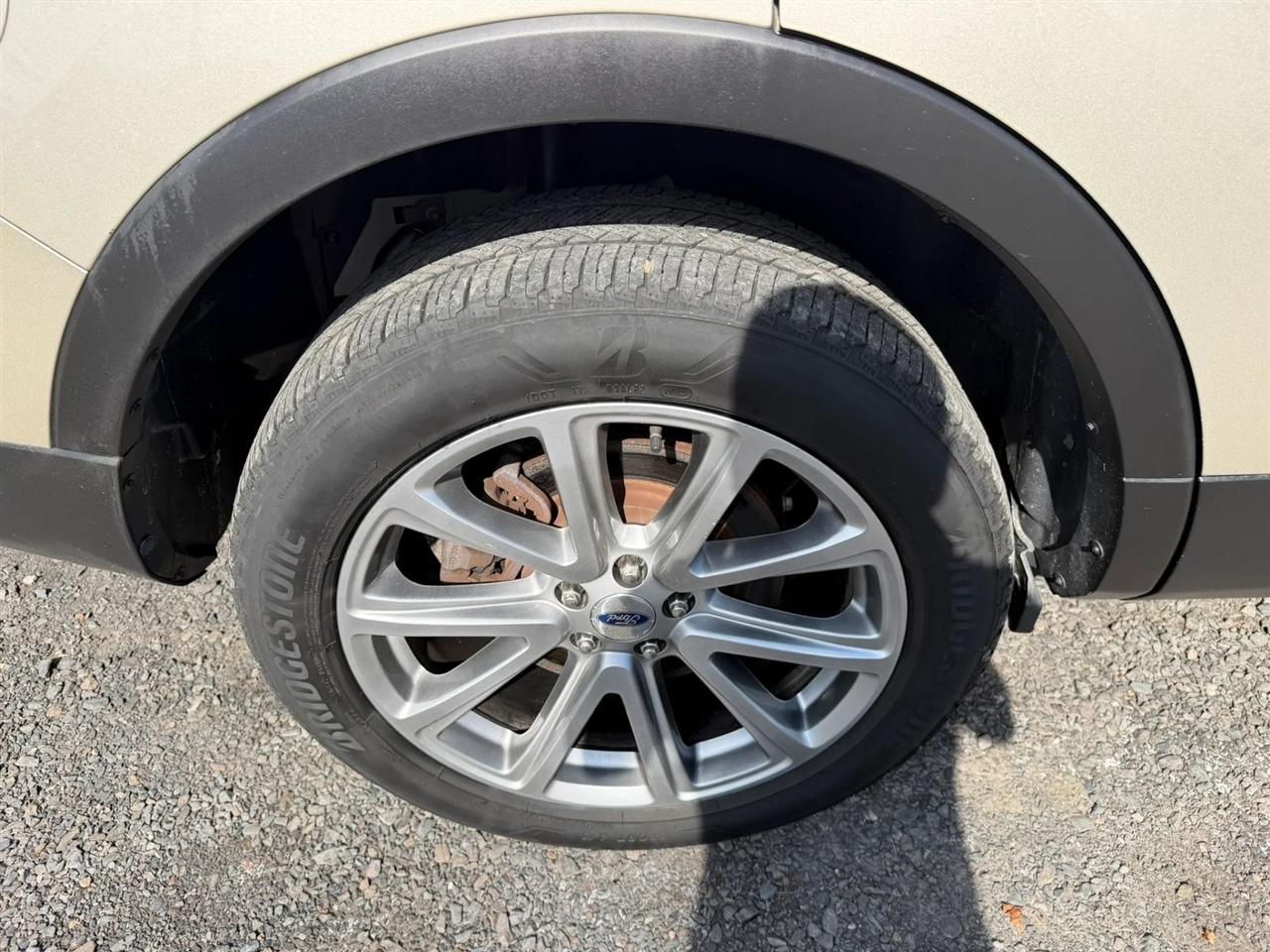 Ford Explorer Limited 4WD 2017