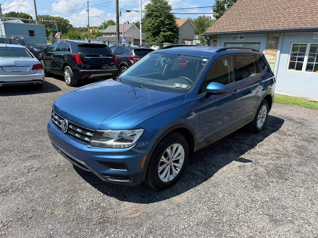 Volkswagen Tiguan S 2018
