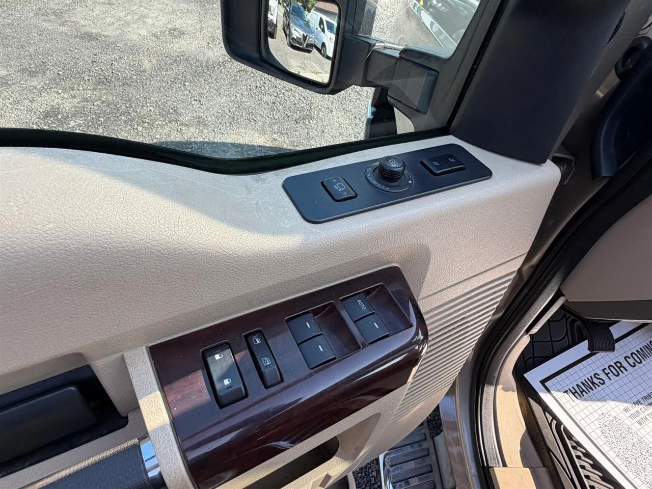 Ford F-350 SD Lariat Crew Cab 4WD 2010