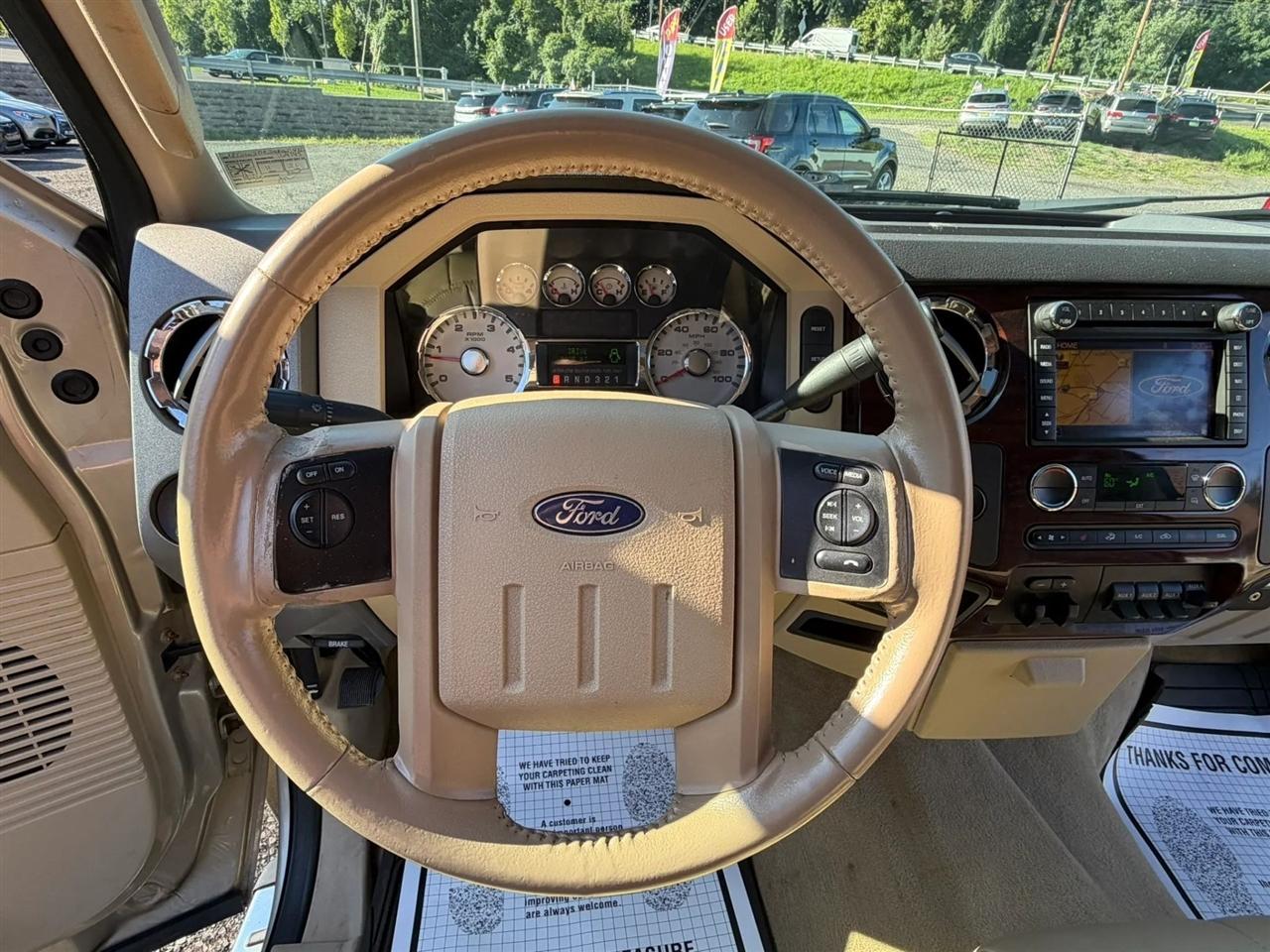 Ford F-350 SD Lariat Crew Cab 4WD 2010