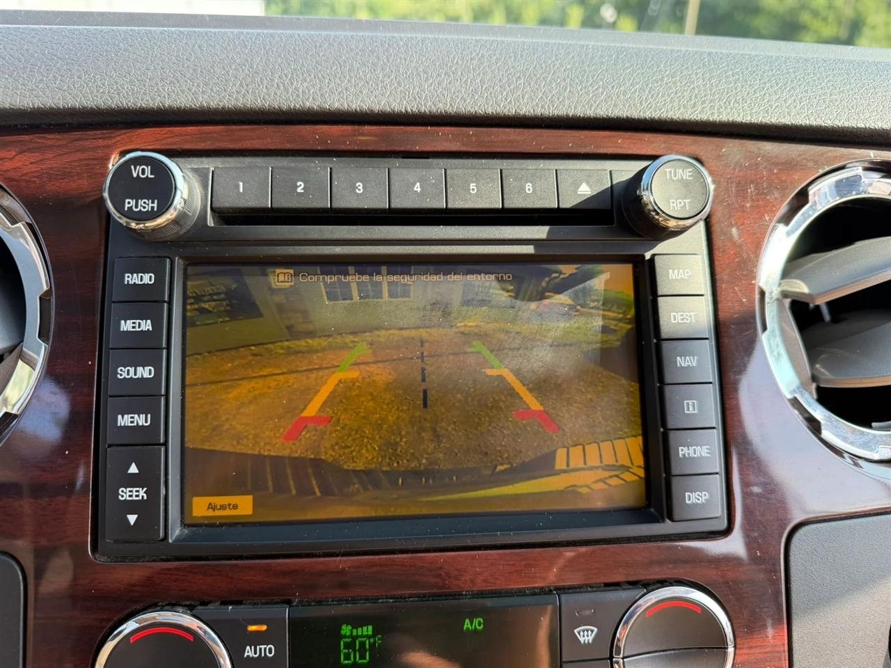 Ford F-350 SD Lariat Crew Cab 4WD 2010