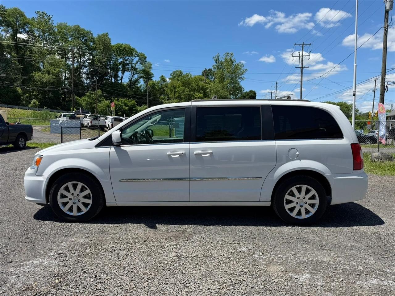 Chrysler Town & Country Touring 2016