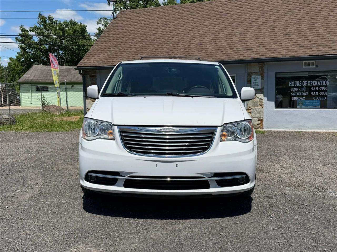 Chrysler Town & Country Touring 2016