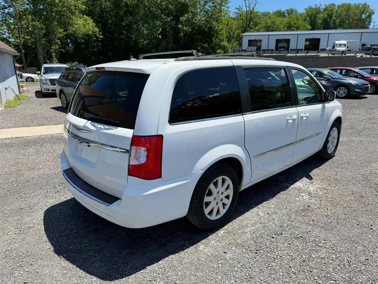 Chrysler Town & Country Touring 2016