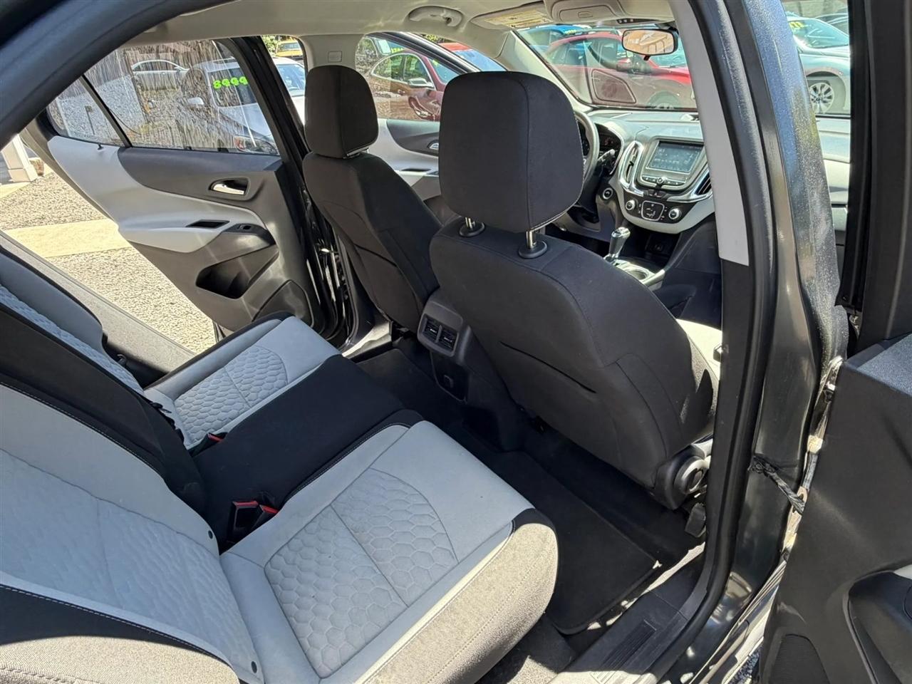 Chevrolet Equinox LS 2WD 2018