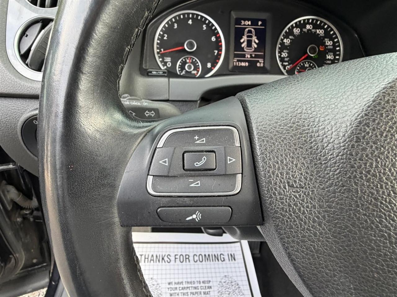 Volkswagen Tiguan S 2017