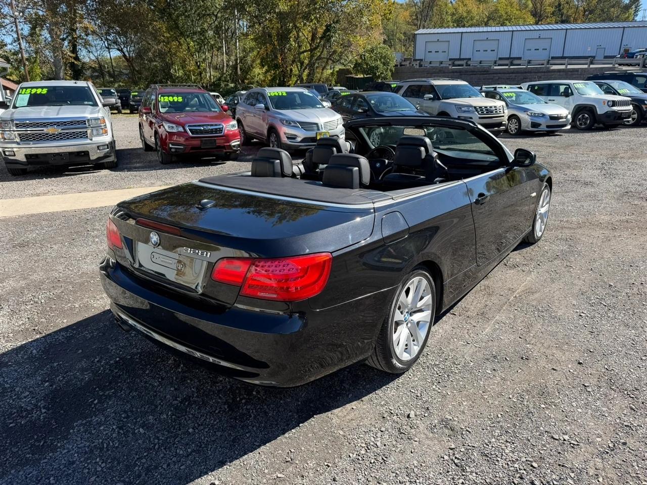 BMW 3-Series 328i Convertible - SULEV 2011