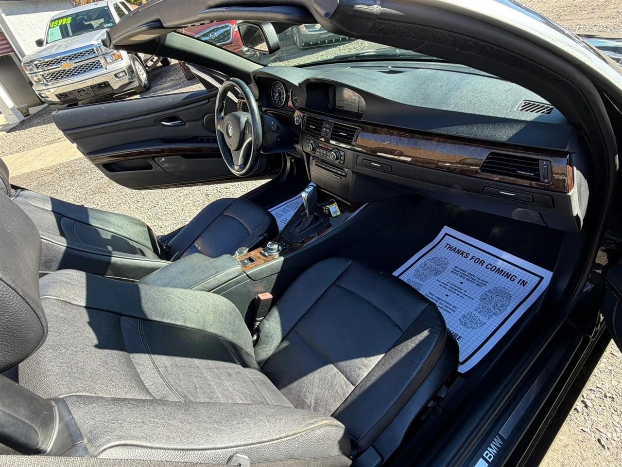 BMW 3-Series 328i Convertible - SULEV 2011