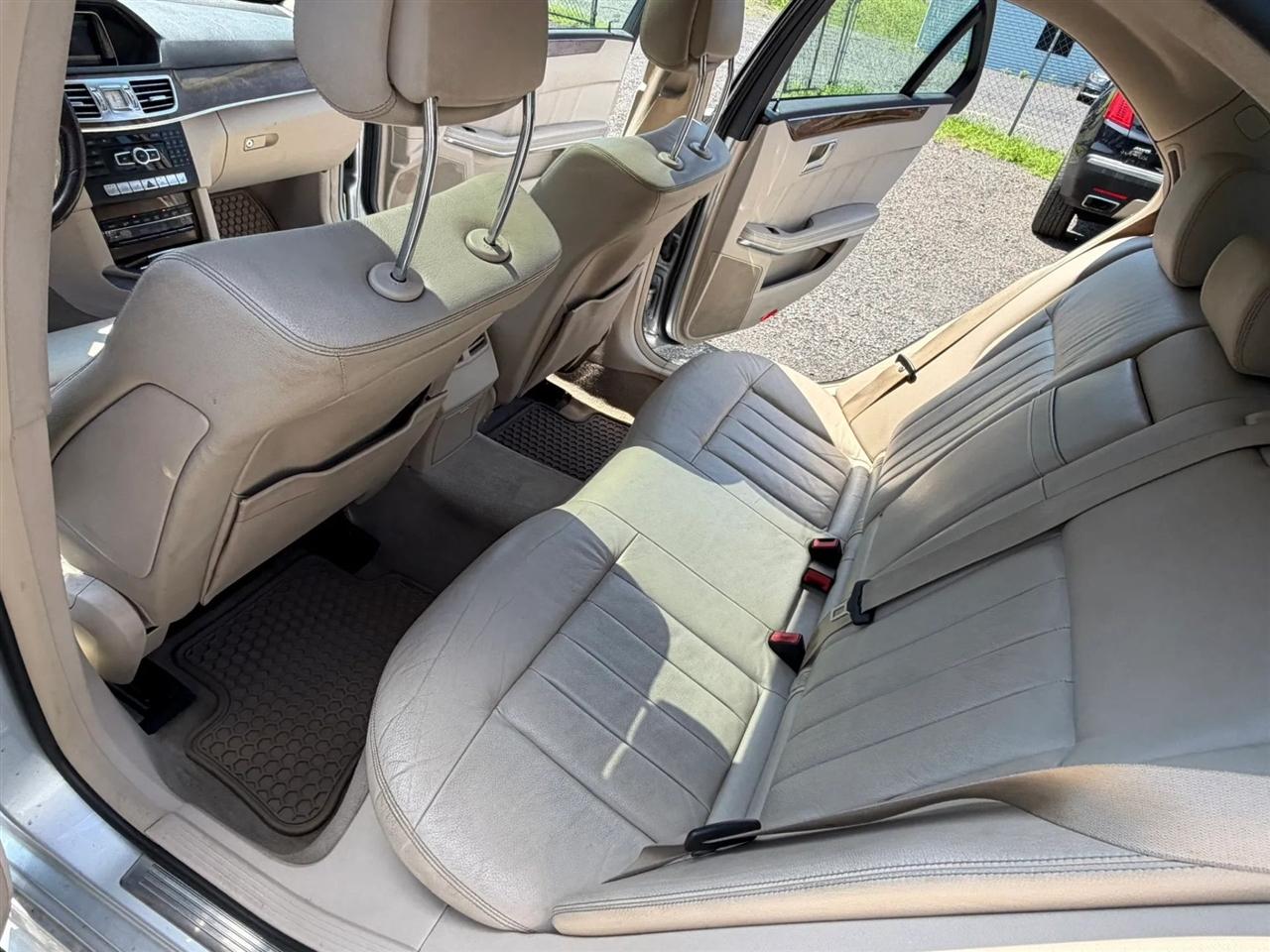 Mercedes-Benz E-Class E350 4MATIC Sedan 2014