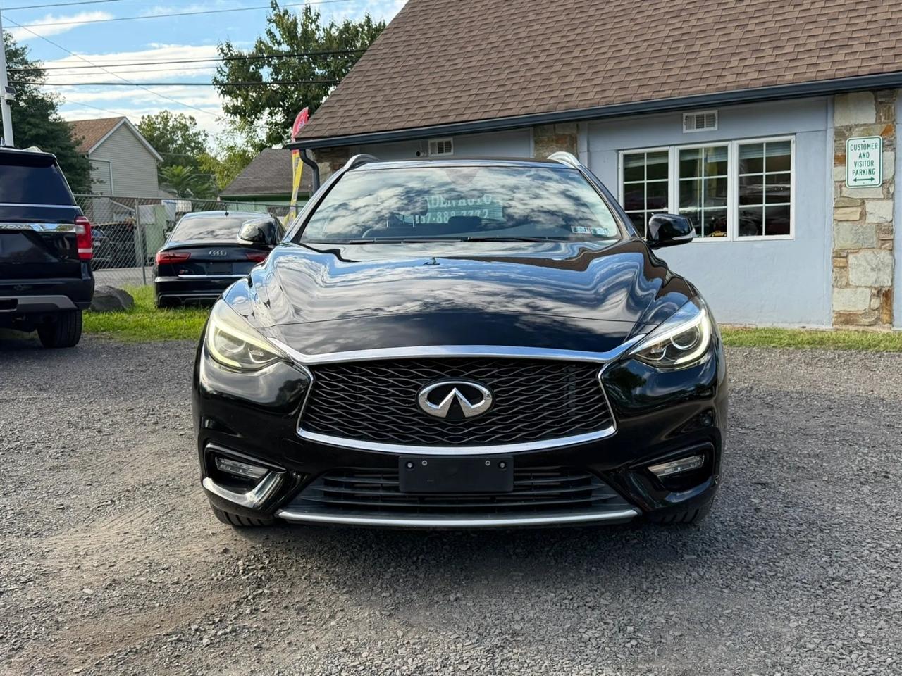 Infiniti QX30 Premium 2017