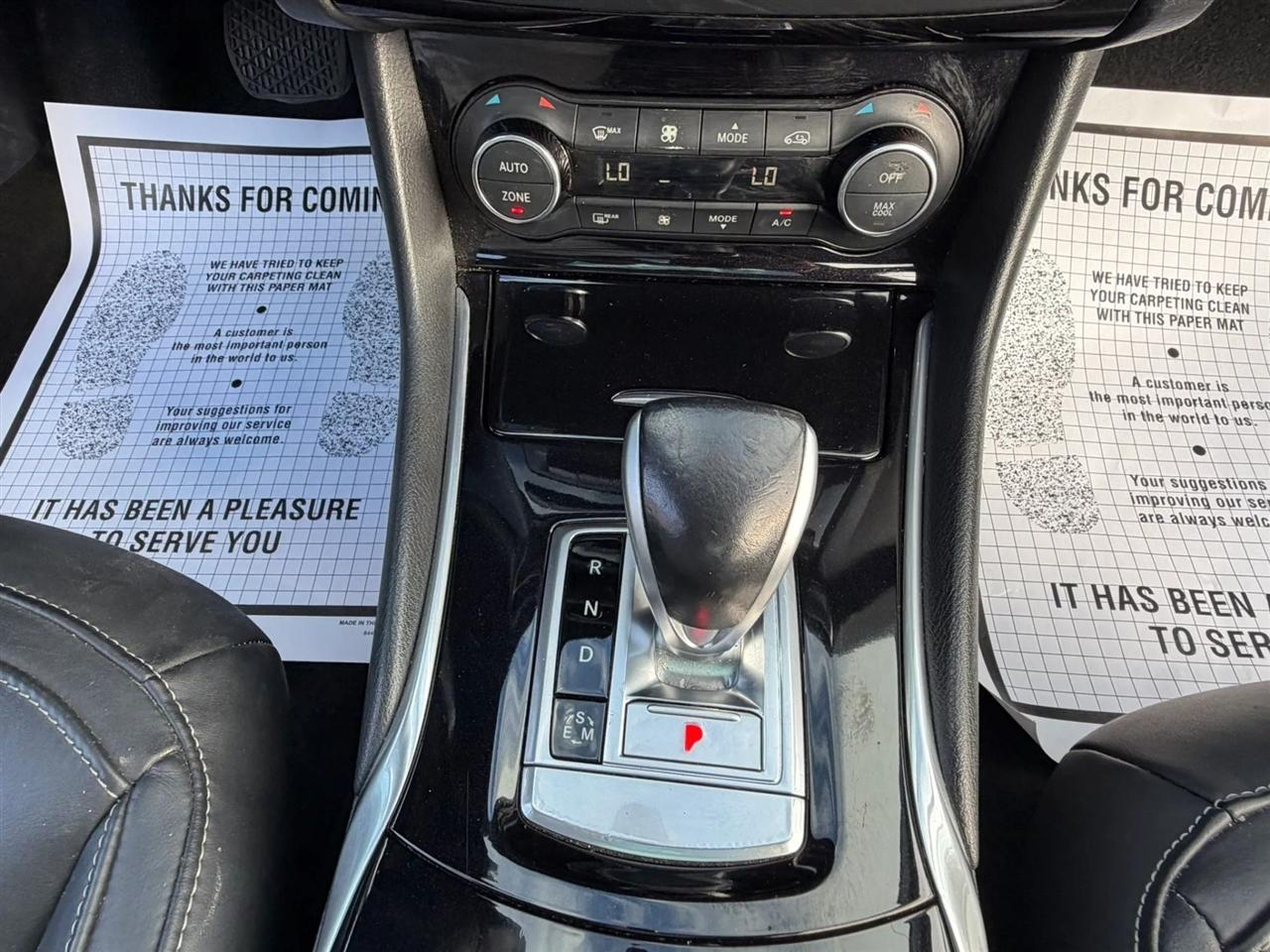 Infiniti QX30 Premium 2017