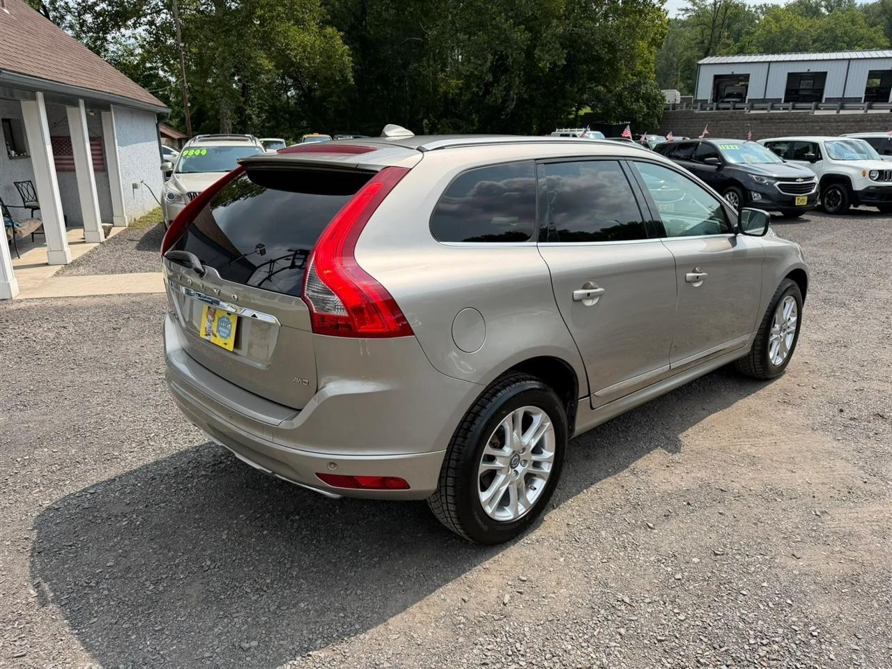 Volvo XC60 3.2 Platinum 4WD 2015